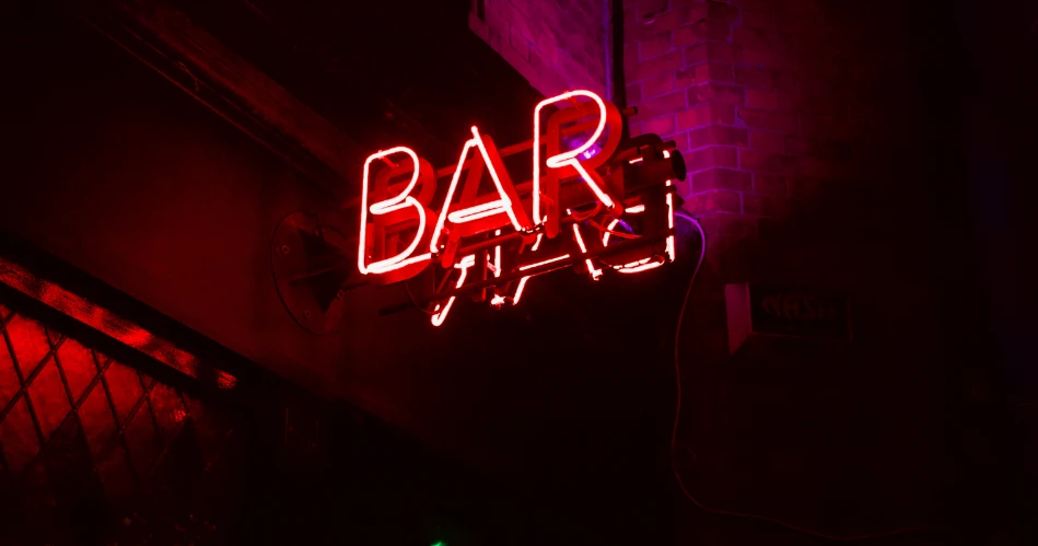 Anaheim Nightlife Guide: Best Bars, Lounges & Late-Night Hotspots